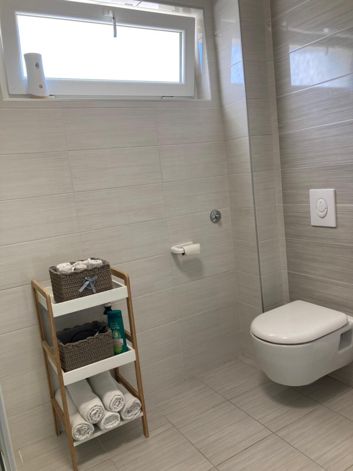 Apartman Sonas With Free Private Parking Karlovac Exterior foto