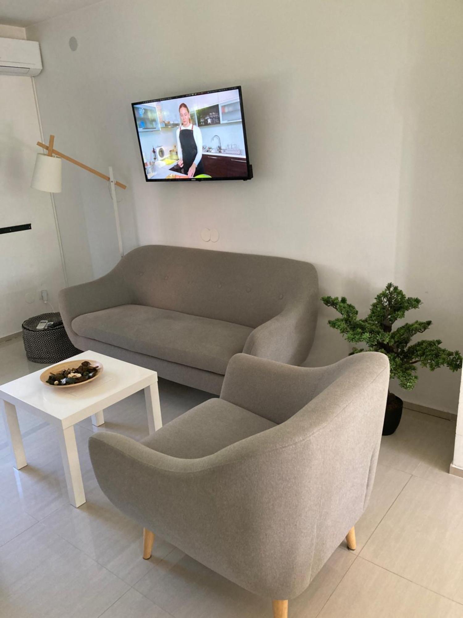 Apartman Sonas With Free Private Parking Karlovac Exterior foto